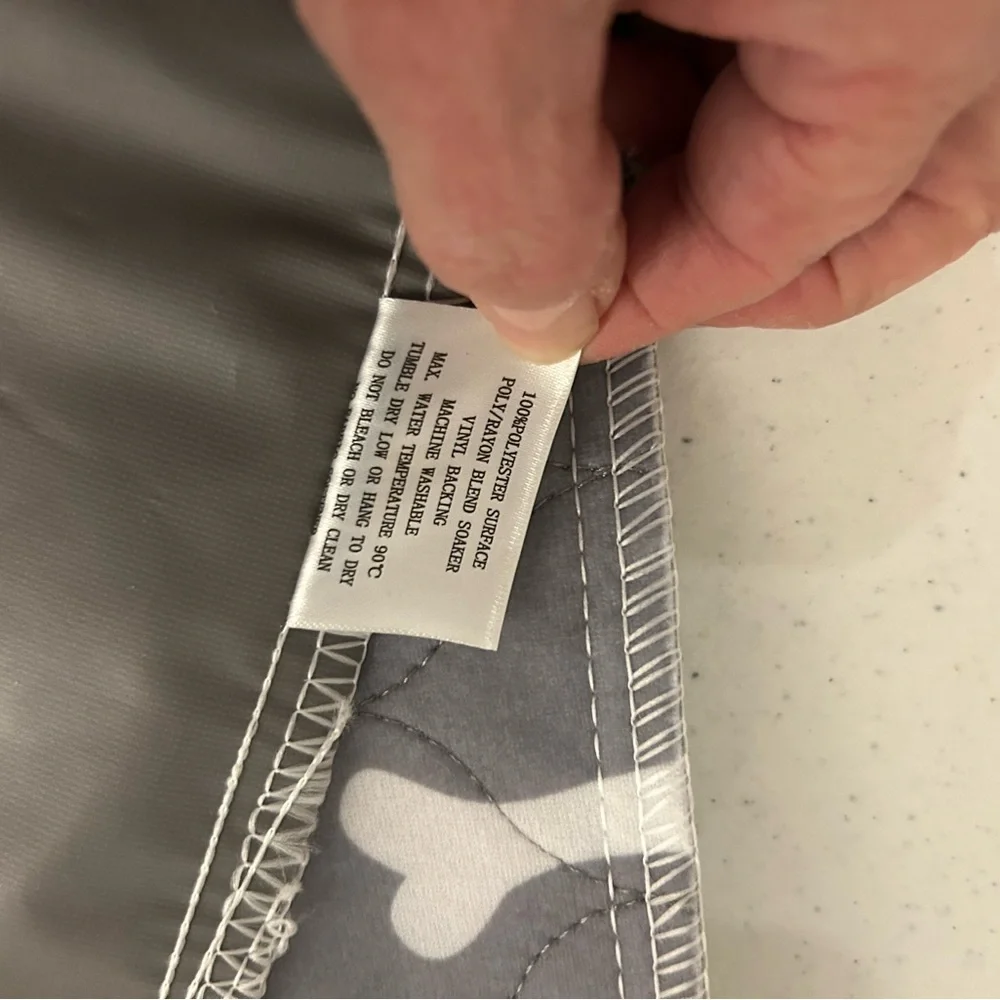 Gray/White Dog Bone Pattern. - Picture 3 of 3